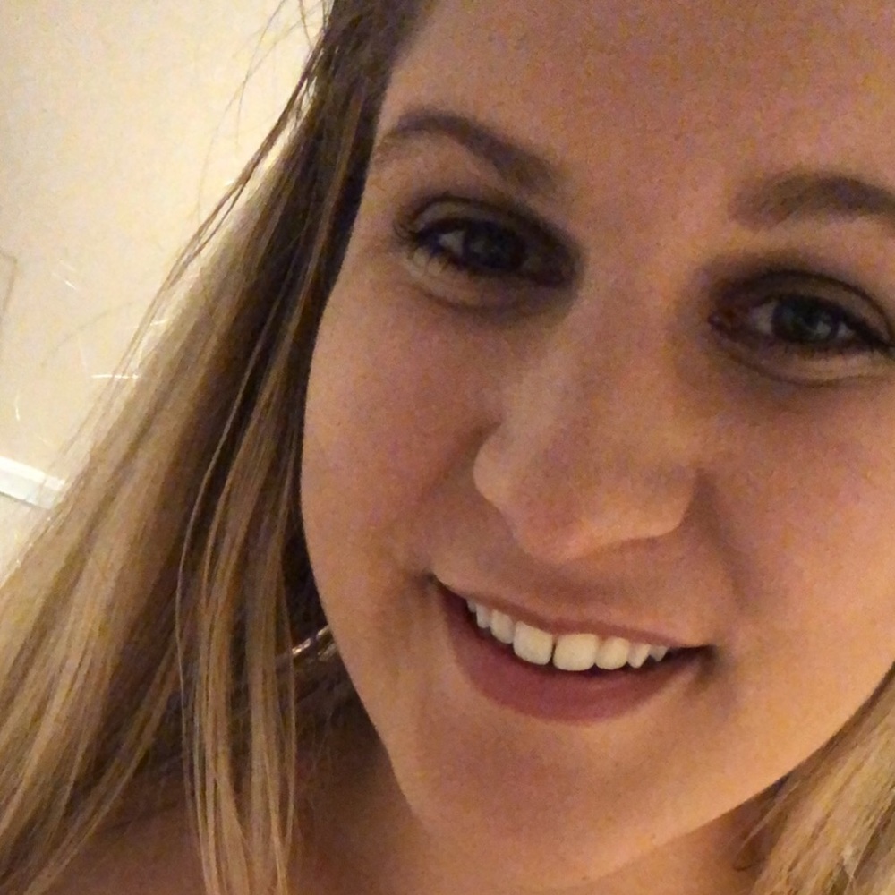 Meet your Posher, Laken